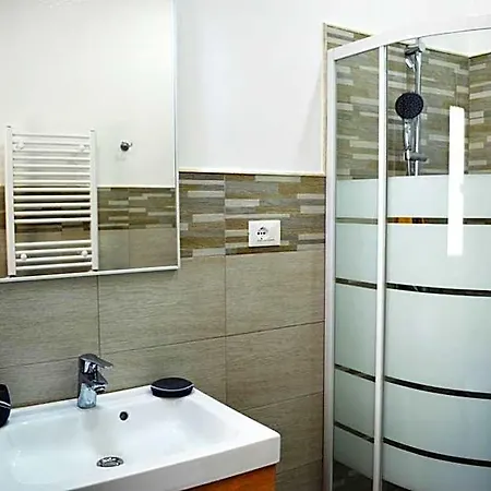 Bed & Breakfast Casa Canali 4*